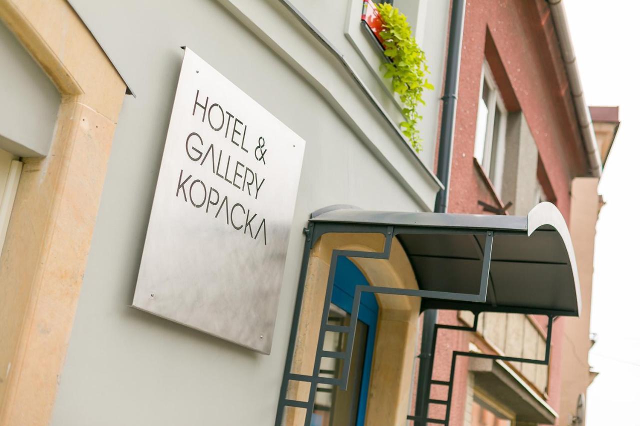 Hotel & Gallery Kopacka 스비타비 외부 사진